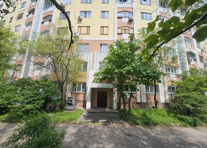 Двух Комнатная Квартира С Видом На Парк Первого Президента, 2 Этаж Из 9