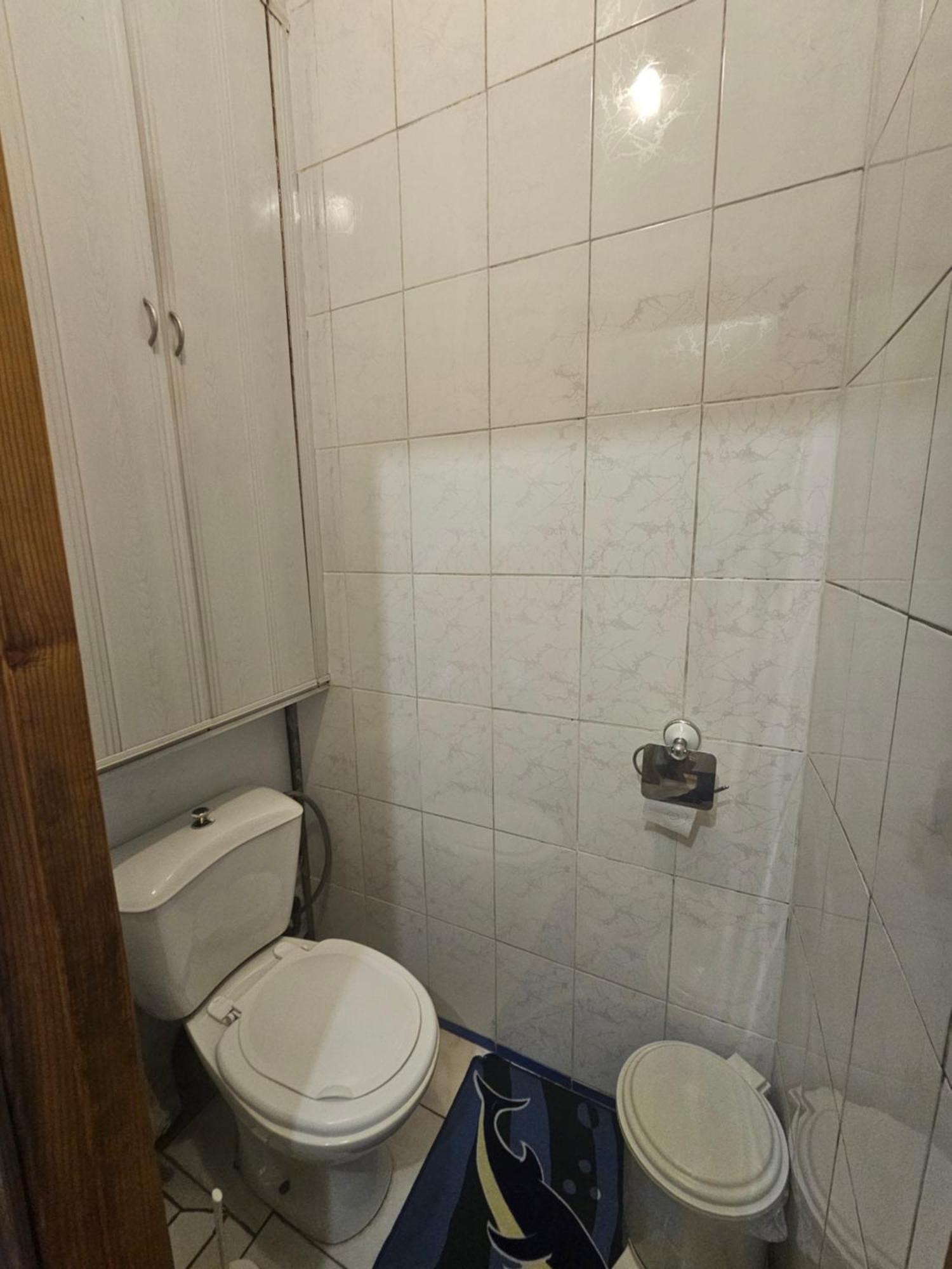 двух комнатная с видом на парк первого президента, 2 этаж из 9 Apartment